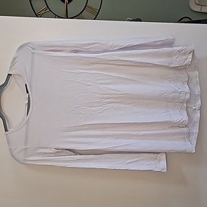 aerie Lightweight Long Sleeve top with open back and tie. Size XS